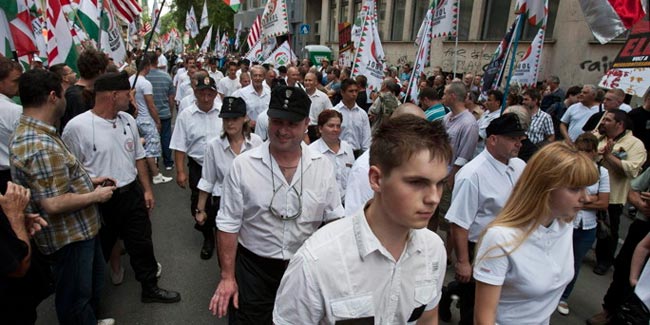 Jobbik marschiert in Ungarn, Widerstand gegen die jüdischen Gefährder der ungarischen Kultur