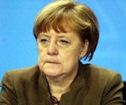 Merkels Fratze spricht Bände