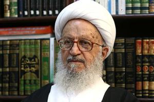 Gross Ayatollah Shirazi lehrt, der Holocaust ist ein von den Juden erfundener Aberglaube!