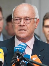 Hans Peter Uhl (CSU)