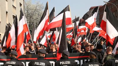 1000 Ethno-Nationalisten in Dortmund für ein weißes Europa